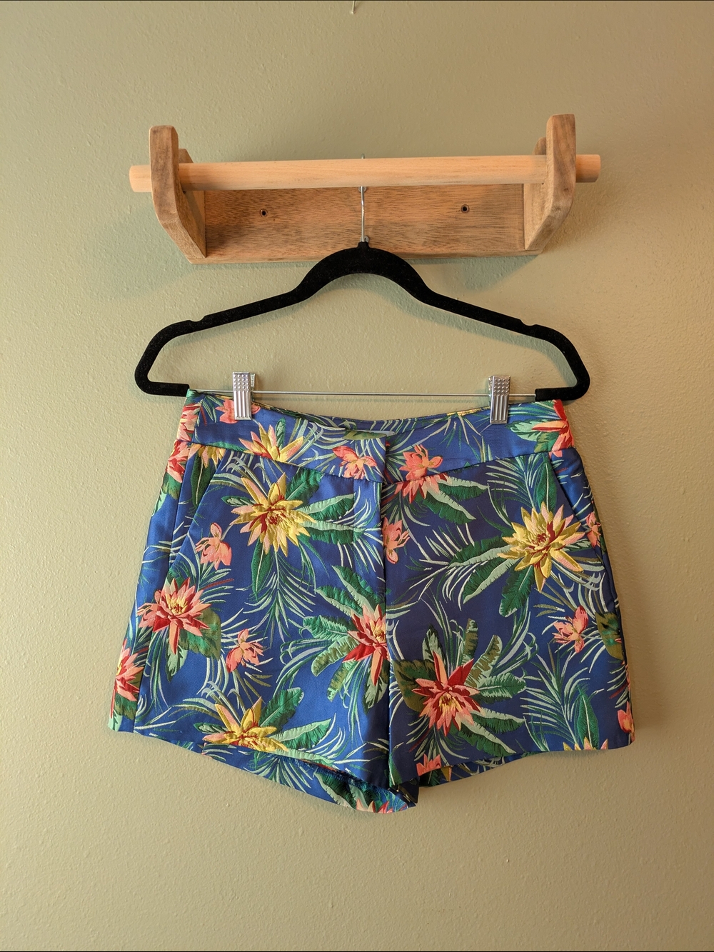 CeCe Blue Multi-color Dressy Floral Tropical Jacquard SHORTS Women's Sz 6